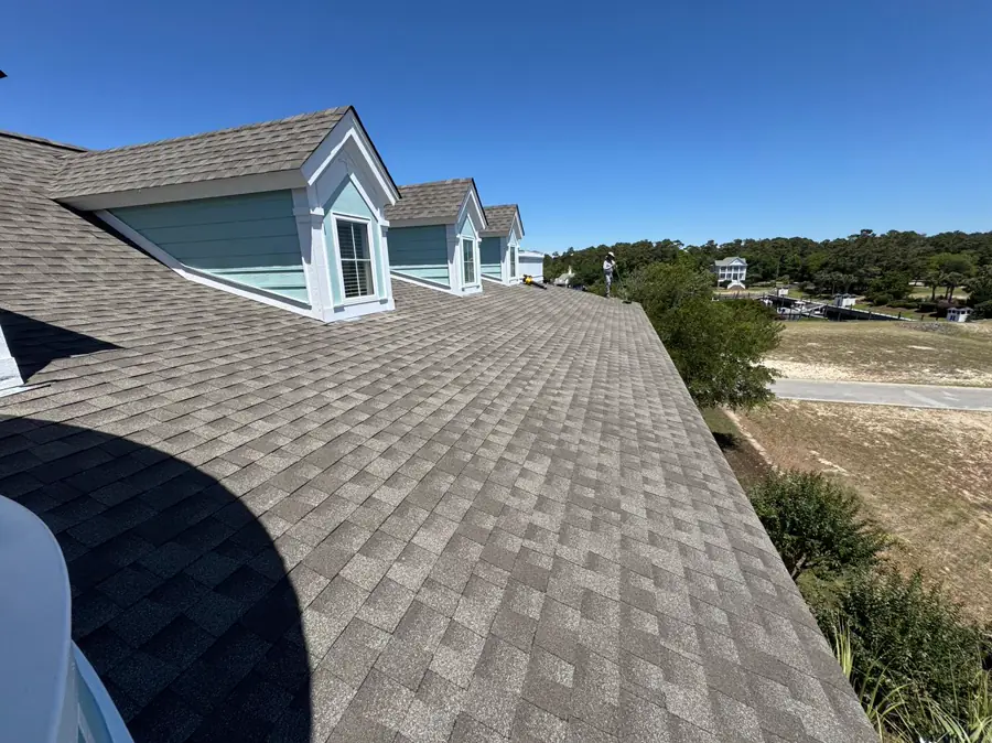 Detailed shingle roof installation
